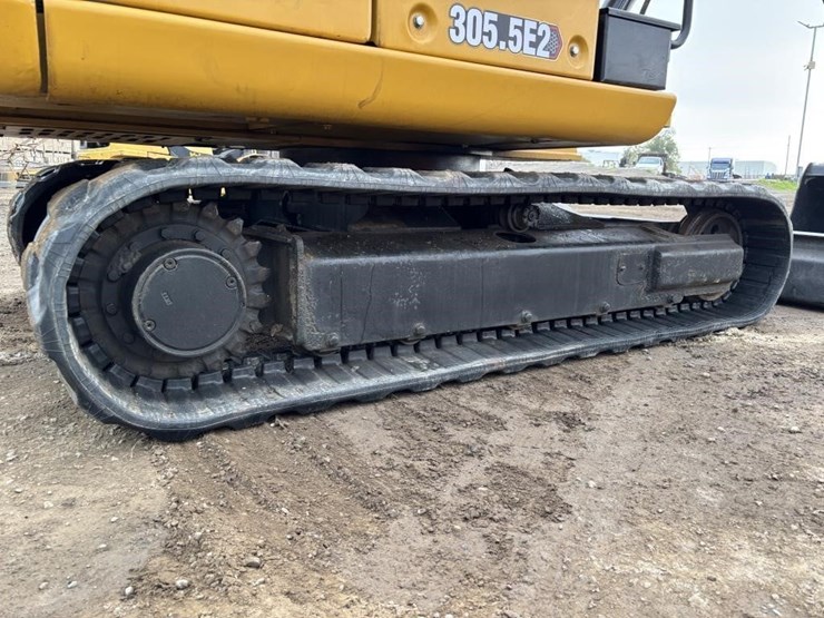 caterpillar-305.5e2-image-24