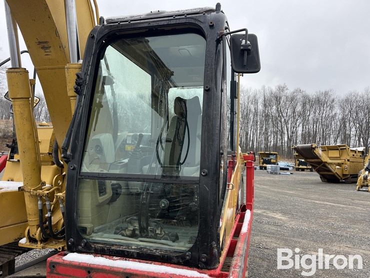 2005-caterpillar-312cl-image-10