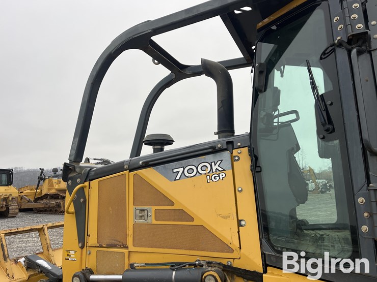 2014-deere-700k-lgp-image-10