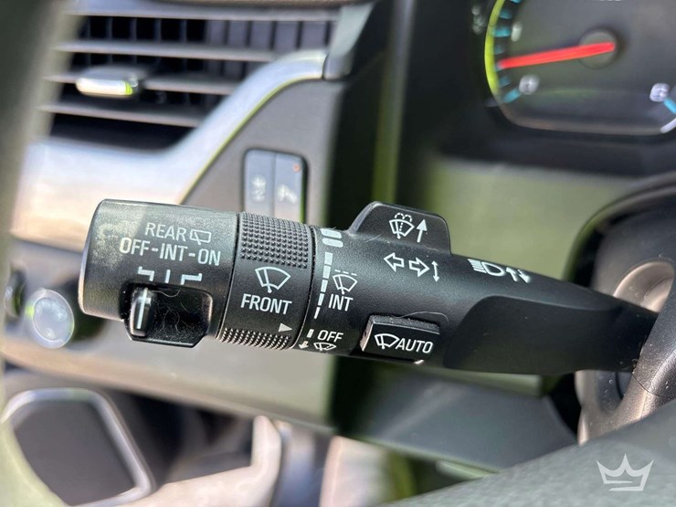 2019-chevrolet-tahoe-suv-image-14