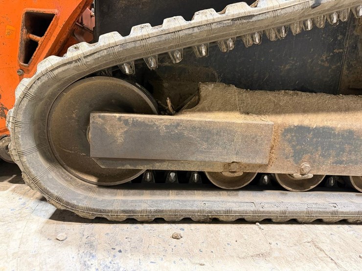 kubota-svl75-2-image-13