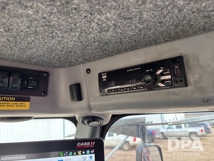 2018-case-ih-810-image-85