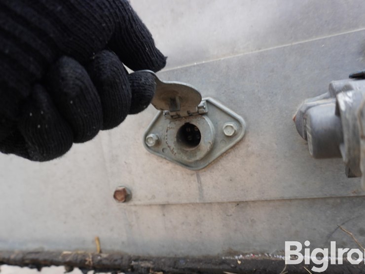 2024-wabash-53'-drop-deck-trailer-w/front-&-rear-hay-extensions-image-19