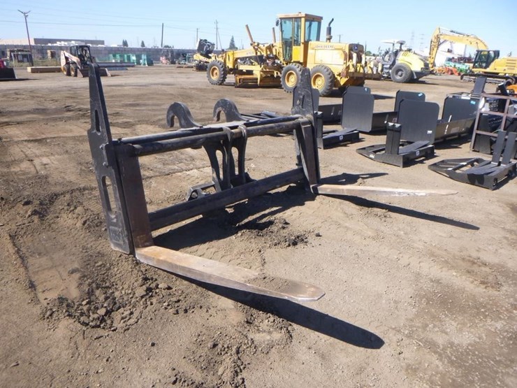 caterpillar-930m-image-2