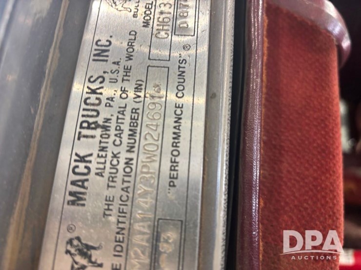 1993-mack-ch613-image-62