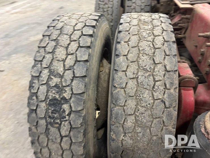 international-9900i-image-55