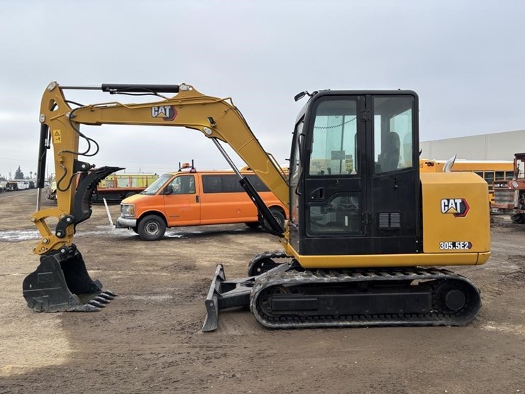 caterpillar-305.5e2-image-5