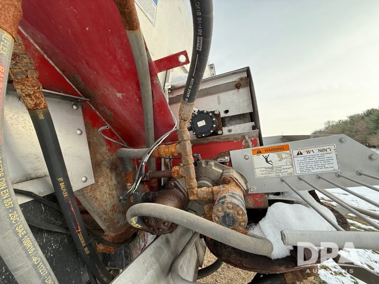 case-ih-titan-3030-image-15