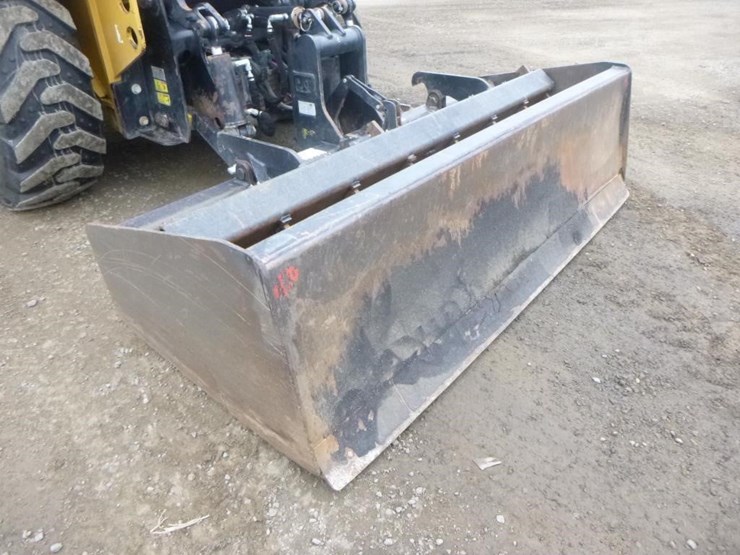 2021-caterpillar-415-il-image-16