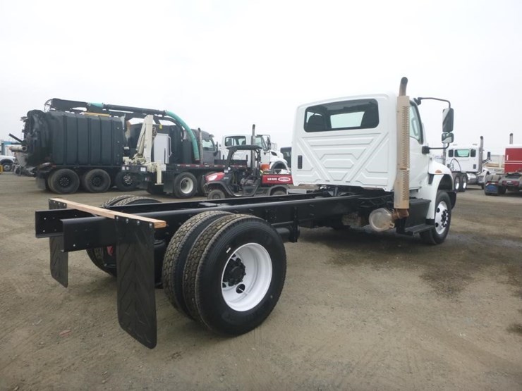 2020-international-mv607-image-3