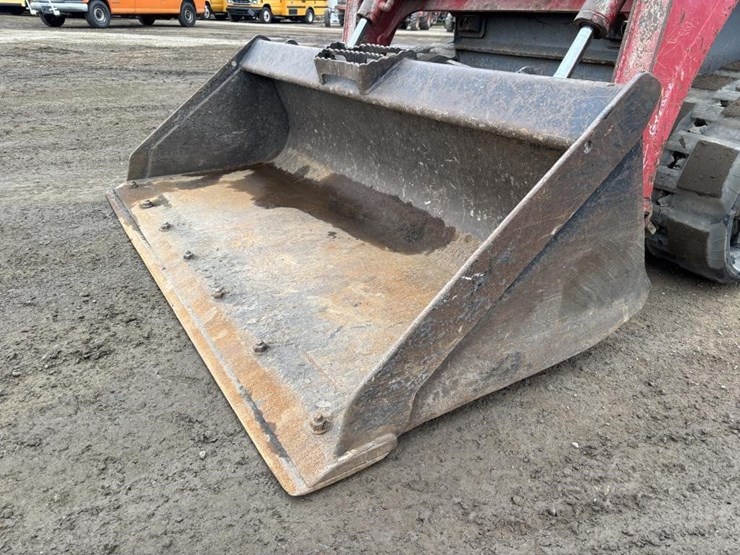 2016-takeuchi-tl8-image-9