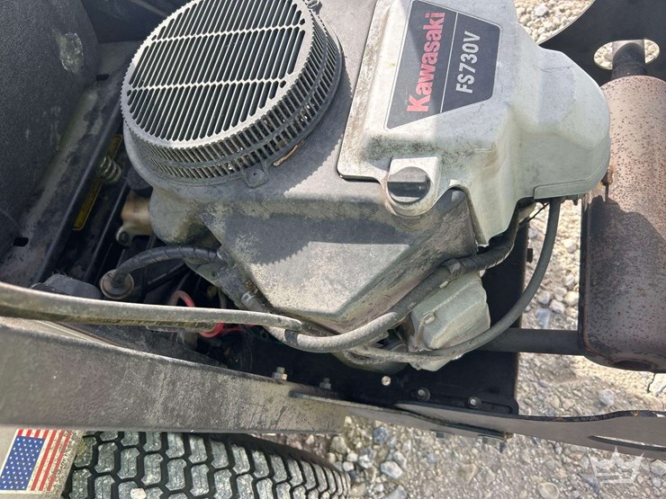 zero-turn-mower-image-7