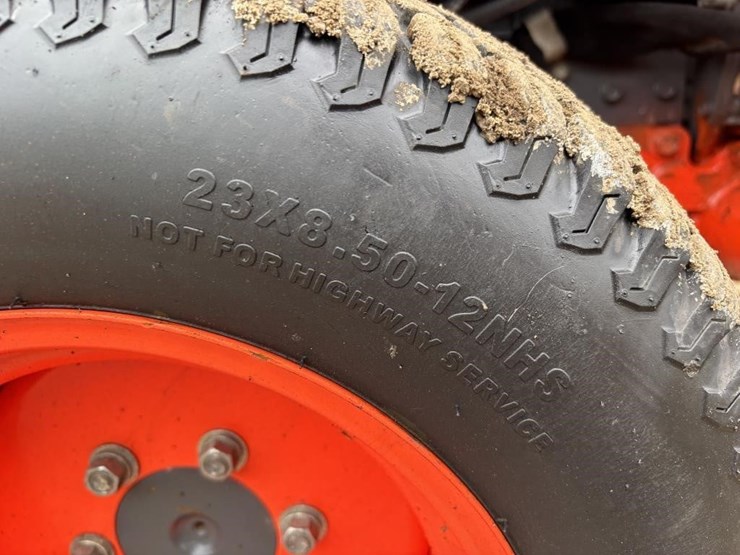 kubota-b2301-image-19