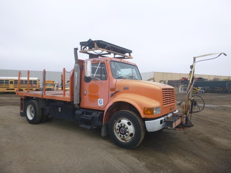 international-4900-image-2