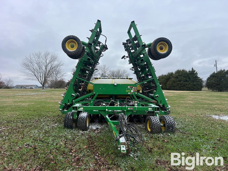 john-deere-1990-image-2