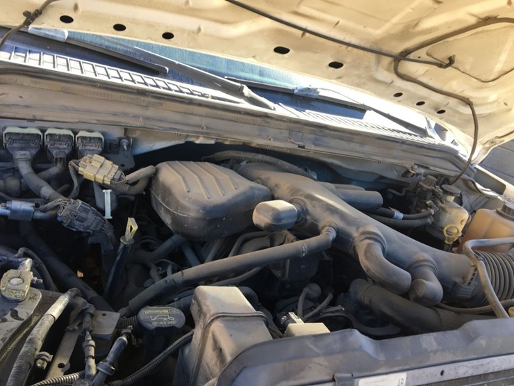 ford-f550-xl-image-10