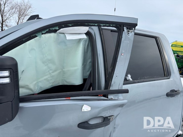 chevrolet-3500hd-image-21