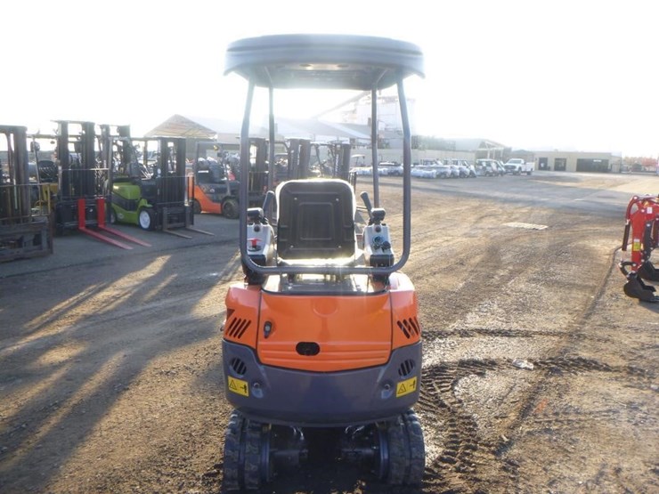 2025-sdlanch-sdle18p-hydraulic-excavator-image-8