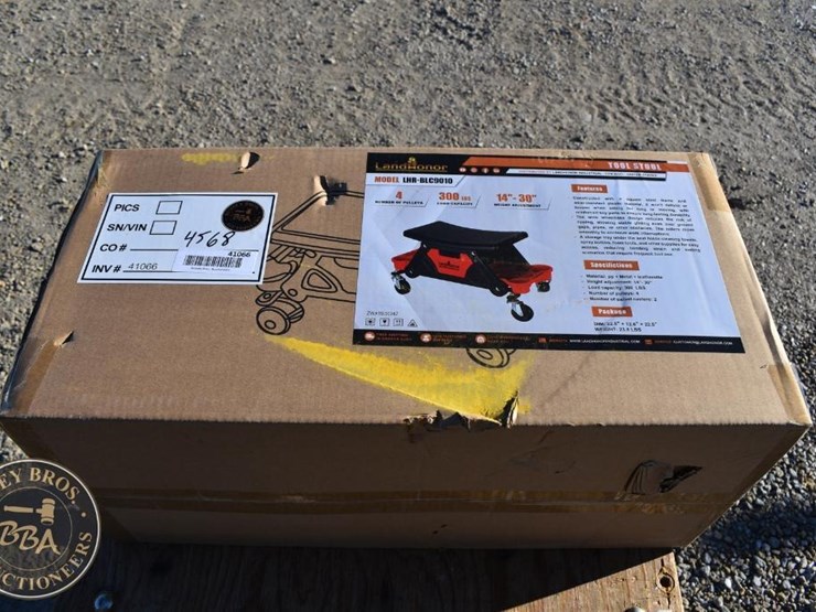 landhonor-tool-stool-image-1