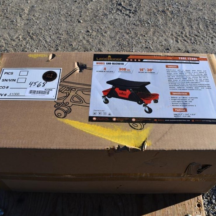 Landhonor Tool Stool