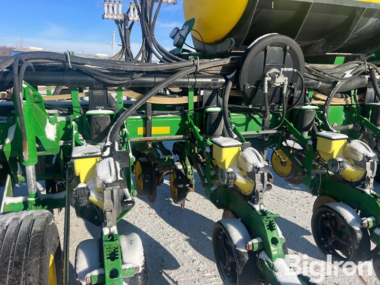 john-deere-1770nt-ccs-image-20