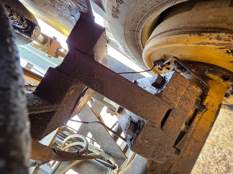 caterpillar-r80-image-19