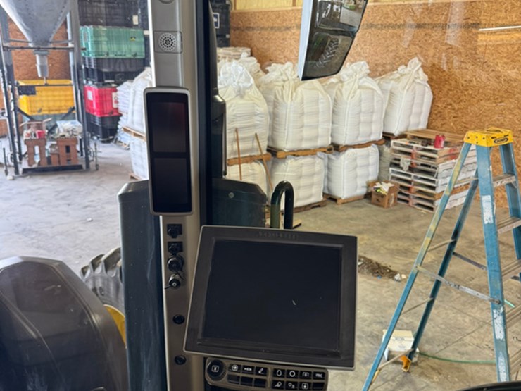 john-deere-8r-410-image-15