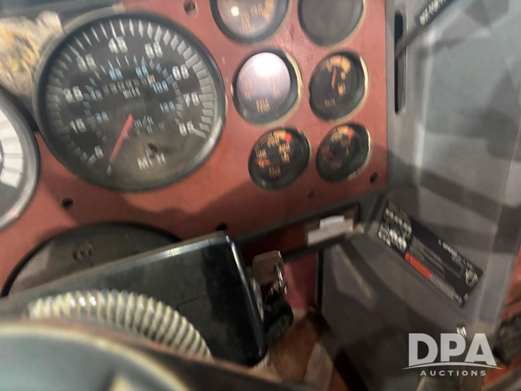 1993-mack-ch613-image-58