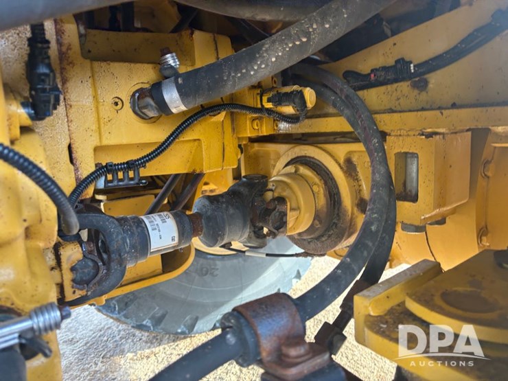 caterpillar-926m-image-70