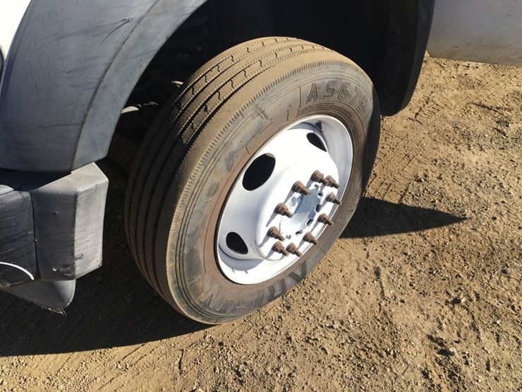 ford-f550-xl-image-12