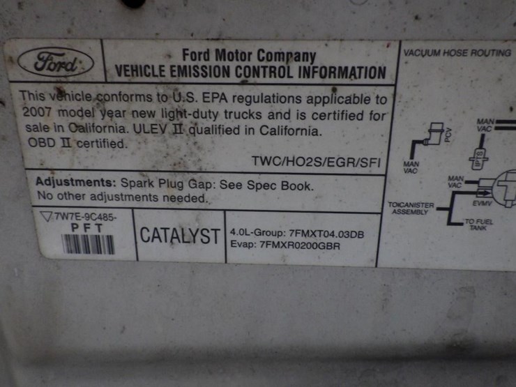 ford-explorer-image-12