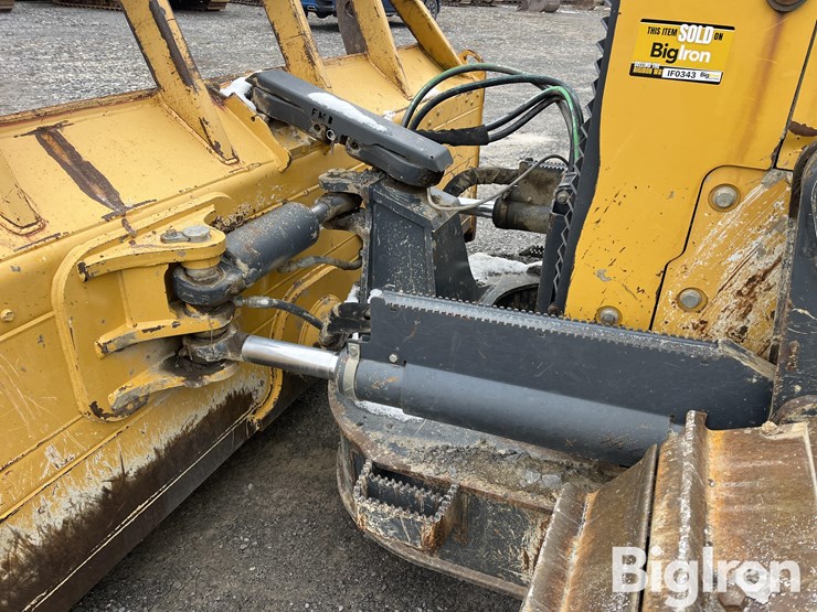 2014-deere-700k-lgp-image-13