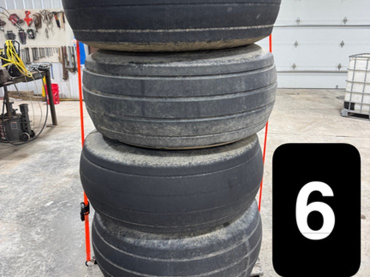 implement-tires-(lt1476,-unit-6)-image-1