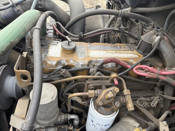 2001-caterpillar-3126-image-29