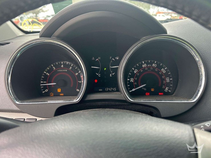 2010-toyota-highlander-suv-image-17