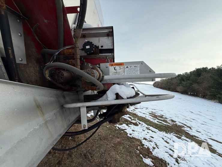 case-ih-titan-3030-image-14