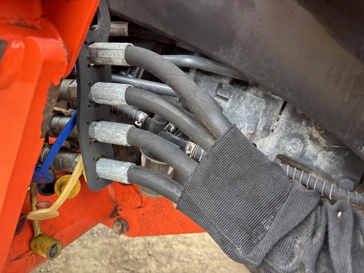 kubota-b2301-image-48