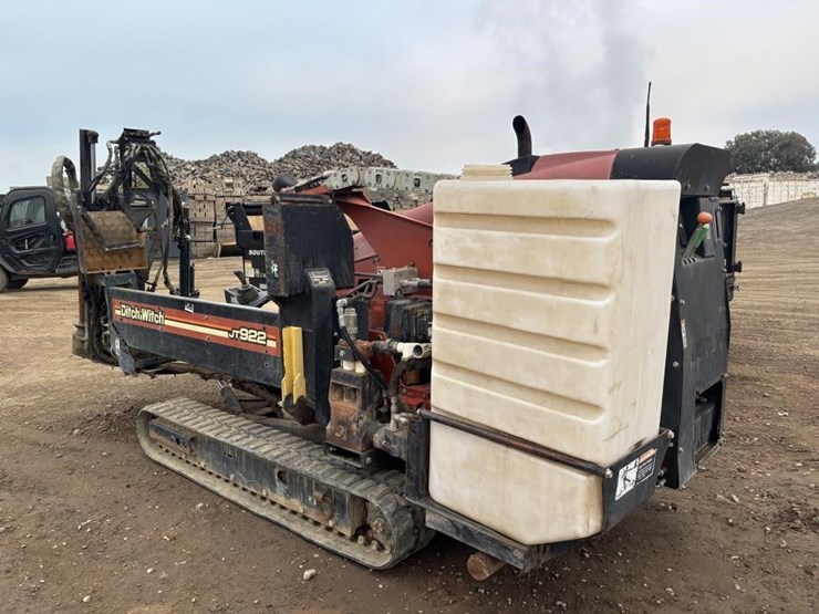 ditch-witch-jt922-image-4