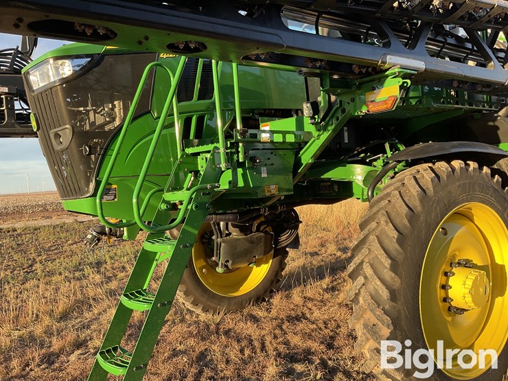 john-deere-412r-image-15