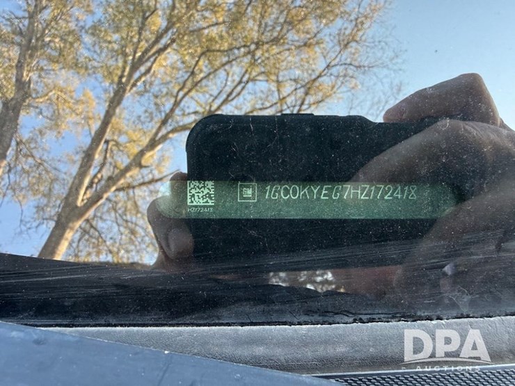 2017-chevrolet-3500hd-image-12