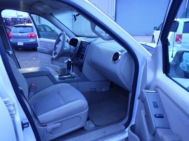 ford-explorer-image-6