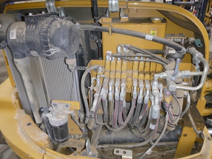 caterpillar-305.5e2-cr-image-43