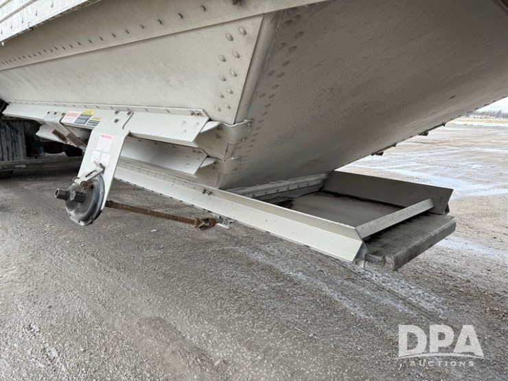 2012-timpte-super-hopper-image-30