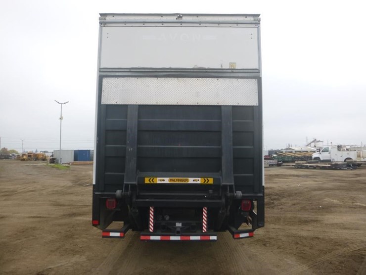 2016-ford-f650-xlt-image-6