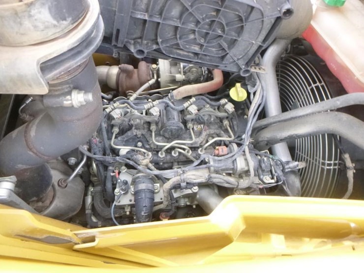 2021-caterpillar-415-il-image-34