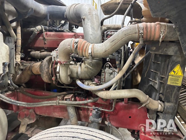 international-9900i-image-29