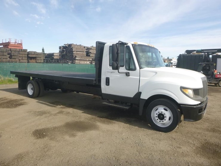 international-flatbed-dump-image-2