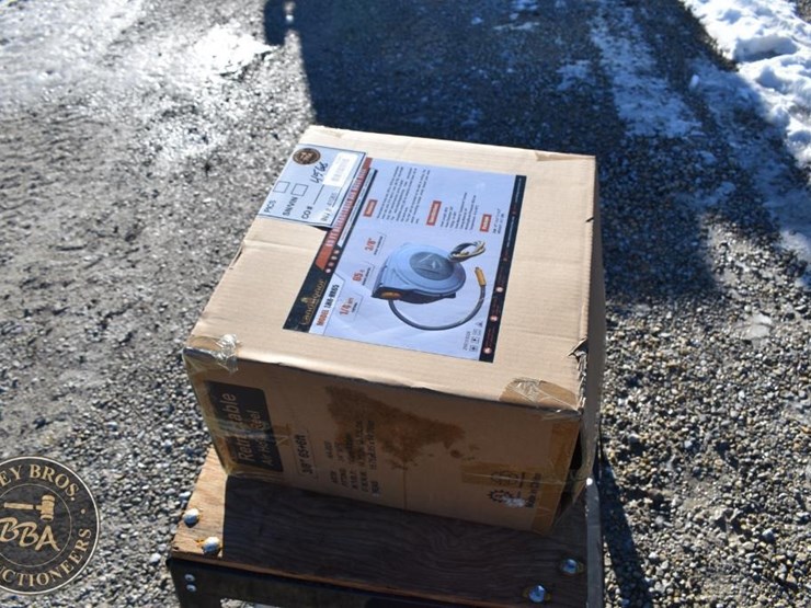 landhonor-retractable-air-hose-reel-image-3