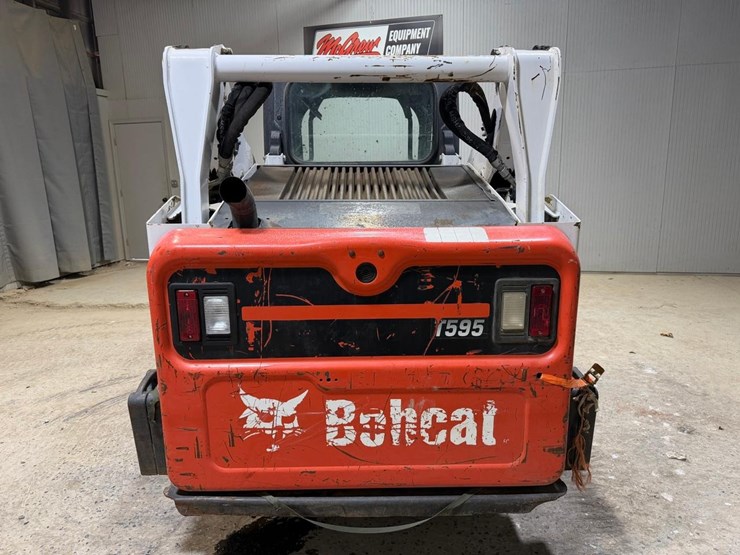 2019-bobcat-t595-image-4