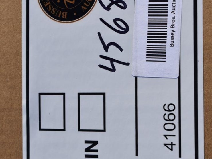 landhonor-tool-stool-image-5